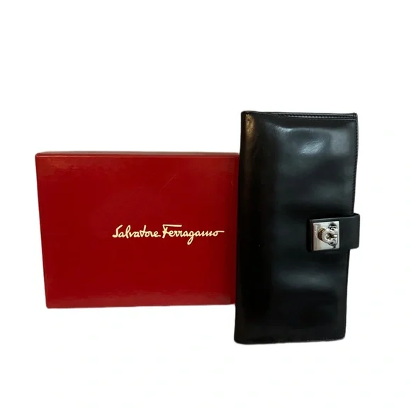 SALVATORE FERRAGAMO Vintage Bi-fold Long Wallet - Picture 5 of 5